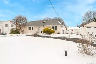 60 Easton Ave, North Babylon, NY 11703 - Photo 3