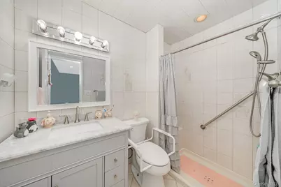 60 Easton Avenue, North Babylon, NY 11703 - Photo 13