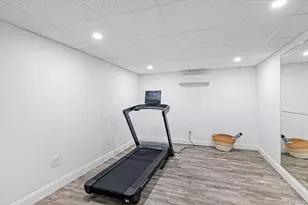 13 Colonial Ln, Bellport, NY 11713 - Photo 35