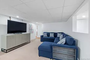 13 Colonial Ln, Bellport, NY 11713 - Photo 37