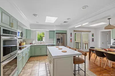 13 Colonial Lane, Bellport, NY 11713 - Photo 15