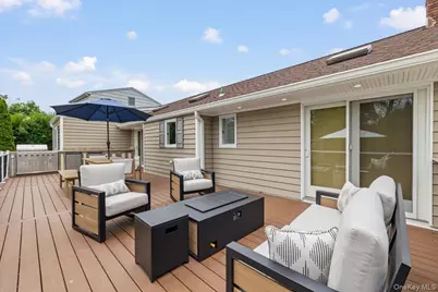 13 Colonial Lane, Bellport, NY 11713 - Photo 9