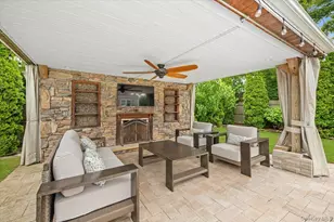 13 Colonial Ln, Bellport, NY 11713 - Photo 7