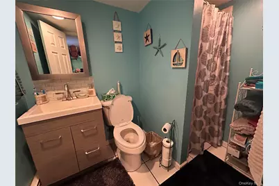 1123 Hyman Avenue, Bay Shore, NY 11706 - Photo 23