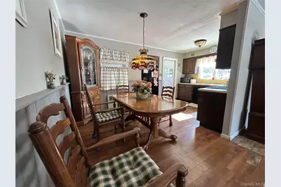 1123 Hyman Avenue, Bay Shore, NY 11706 - Photo 7