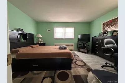 1123 Hyman Avenue, Bay Shore, NY 11706 - Photo 17