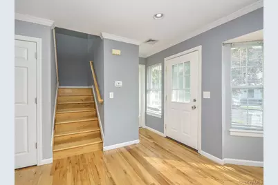 49 Ashwood Road Apt A #A, Port Washington, NY 11050 - Photo 5