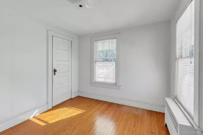 463 S 3rd Street, Lindenhurst, NY 11757 - Photo 17