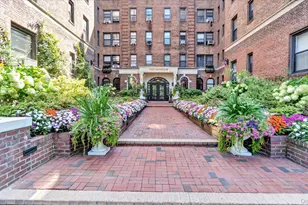 21 Barstow Rd, Great Neck, NY 11021 - Photo 21