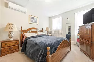 89-18 239th St, Bellerose, NY 11426 - Photo 9