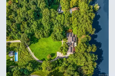 12 Haights Cross Road, Chappaqua, NY 10514 - Photo 1