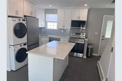 3 Birch Court E, East Farmingdale, NY 11735 - Photo 3