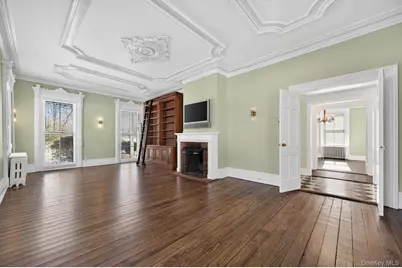 4 Parkview Terrace #1, Huntington, NY 11743 - Photo 7