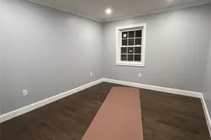 98-29 Albert Rd, Ozone Park, NY 11417 - Photo 9