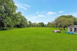 5845 E Bridge Ln NE, Cutchogue, NY 11935 - Photo 3