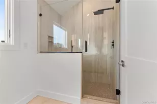 254 Elizabeth Ave, Oceanside, NY 11572 - Photo 19