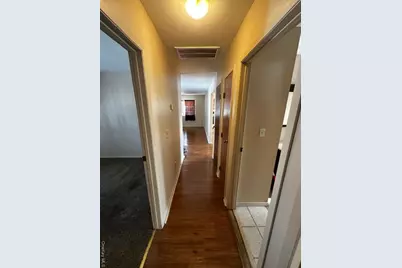 542 Post Avenue, Bellport, NY 11713 - Photo 15