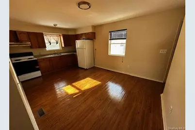 542 Post Avenue, Bellport, NY 11713 - Photo 13