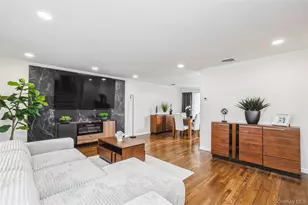 15 Center Dr, Syosset, NY 11791 - Photo 5