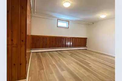 216 Raff Avenue, Mineola, NY 11501 - Photo 17