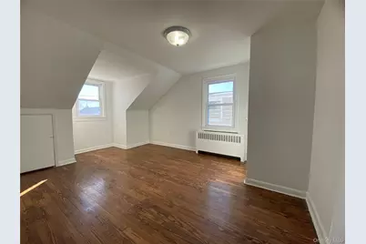 216 Raff Avenue, Mineola, NY 11501 - Photo 13