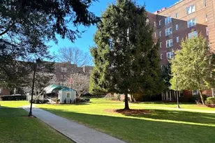 90 Bryant Ave, White Plains, NY 10605 - Photo 29