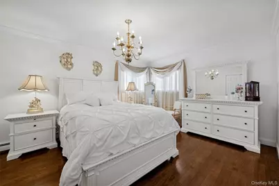 130 Oakview Avenue, Farmingdale, NY 11735 - Photo 13