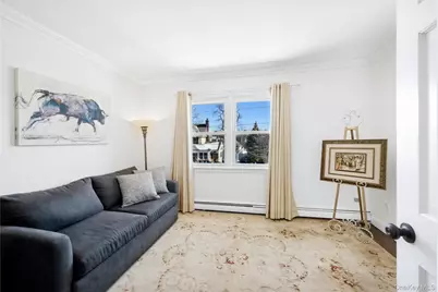 130 Oakview Avenue, Farmingdale, NY 11735 - Photo 19