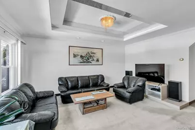 197 Emory Road, Mineola, NY 11501 - Photo 3