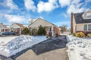 197 Emory Rd, Mineola, NY 11501 - Photo 25