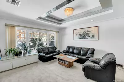 197 Emory Road, Mineola, NY 11501 - Photo 5