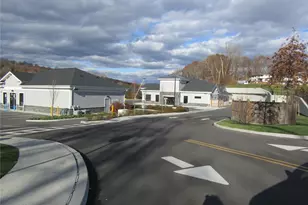 1803 Parr Lake Dr, Newburgh, NY 12550 - Photo 13