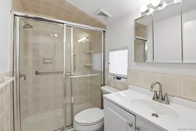 32 Rockland Drive, Jericho, NY 11753 - Photo 17