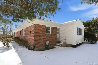 32 Rockland Drive, Jericho, NY 11753 - Photo 21