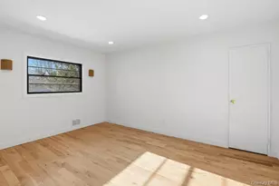 32 Rockland Dr, Jericho, NY 11753 - Photo 11