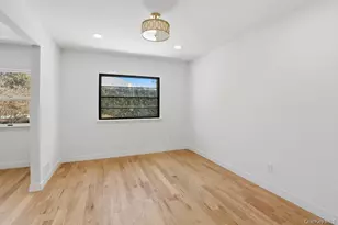 32 Rockland Dr, Jericho, NY 11753 - Photo 5