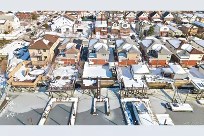 158-10 95th Street, Howard Beach, NY 11414 - Photo 37