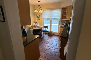 64 Maple Dr, Great Neck, NY 11021 - Photo 7