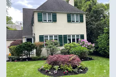 64 Maple Drive, Great Neck, NY 11021 - Photo 1