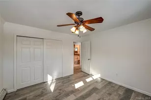 16 Sleepy Ln, Hicksville, NY 11801 - Photo 15