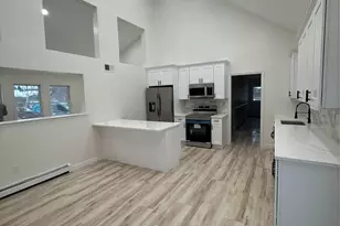 24 Kimberly Ct, Calverton, NY 11933 - Photo 9