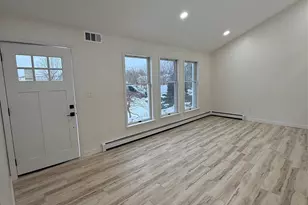 24 Kimberly Ct, Calverton, NY 11933 - Photo 3