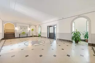 47-20 42nd St, Sunnyside, NY 11104 - Photo 11