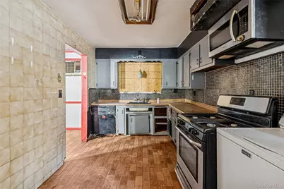 22 Conger Street, New York, NY 10305 - Photo 11