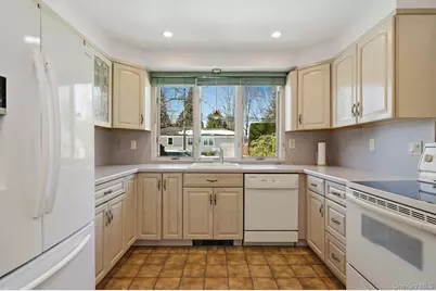 1461 Briard Street, Wantagh, NY 11793 - Photo 11