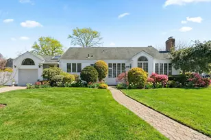 1461 Briard St, Wantagh, NY 11793 - Photo 3