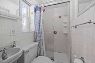 1115 Mace Ave, Bronx, NY 10469 - Photo 15