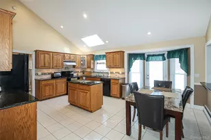 77 Van Buren St, Port Jefferson Station, NY 11776 - Photo 15