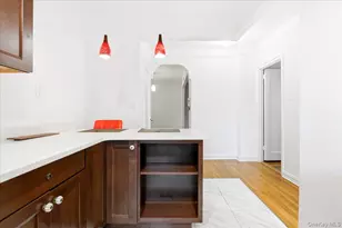 111-39 76th Rd, Forest Hills, NY 11375 - Photo 17