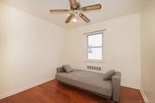 141-12 250th St, Rosedale, NY 11422 - Photo 11